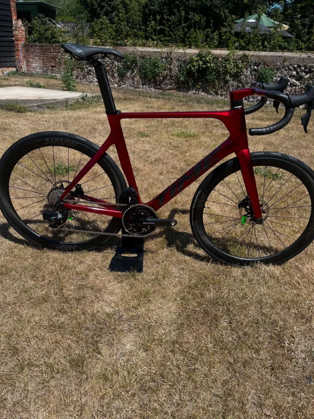 And to finish off a beautiful hot week in Suffolk what better to post our latest build for your delectation.
Time Bicycles have bought out their new race bred machine..The Scylon....as with all Time bikes it is a stunning work of art. This version in red looks every bit as good as the ride.
Using Time's own Carbon Technology they claim it's "no gimmicks....just speed".
Our build features SRAM Force for the power transfer....Mavic Cosmic SL 45 wheels with Continental GP 5000 rubber...a claimed 32c tyre will fit...Selle SMP perch for the long haul and colour coordinated Vision Metron 5D EVO one piece bar and stem. Super beautiful and like the weather...super hot...drop by the shop and see how good it looks or come to discuss your dream build...
#lifecycleuk#timebicycles#sramforce#mavic#sellesmp#continentaltyres#visionmetron#independentbikeshop#bikesaregreat#bikemechanic#biketechnican#bikegeek#suffolk....